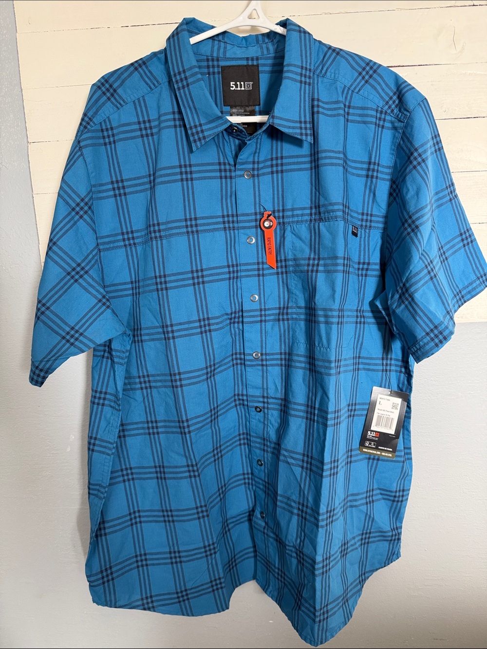 5.11 Tactical Men's Wyatt Blue Plaid Short-Sleeve Button-Up Shirt